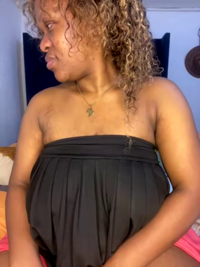 Boneca25