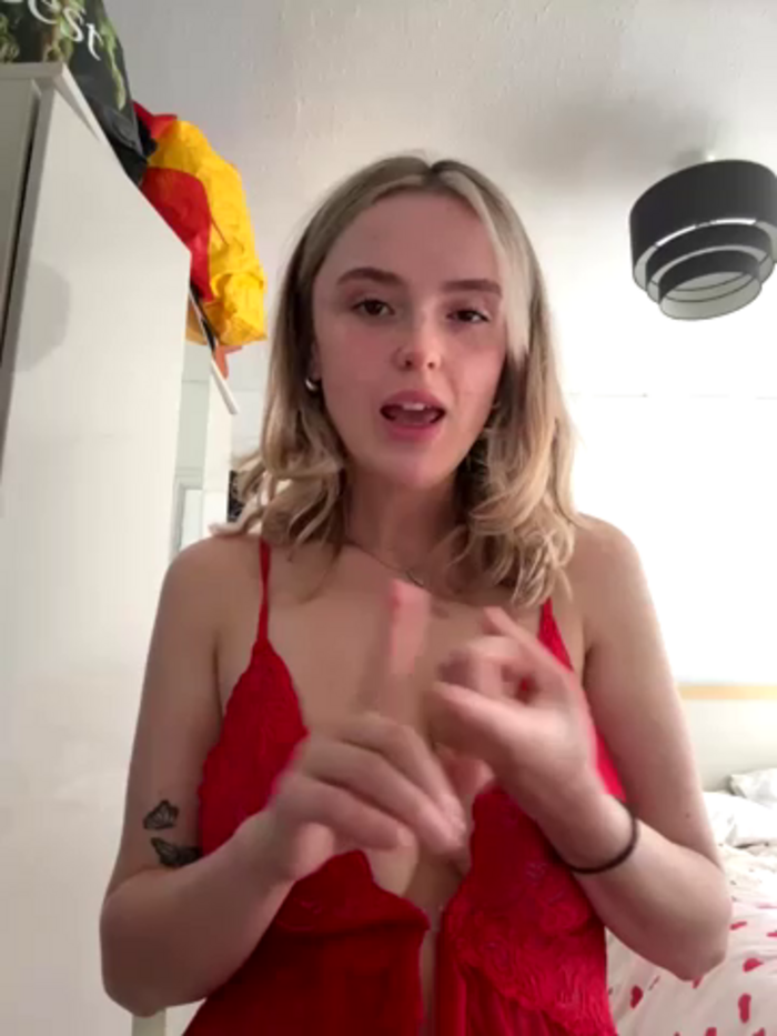 Elliemaexoxo