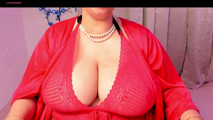 Gulabi_Queen