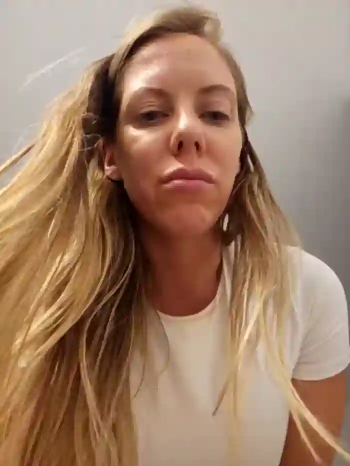 2025/08/08/stripchat-nova-lee-01-06-19