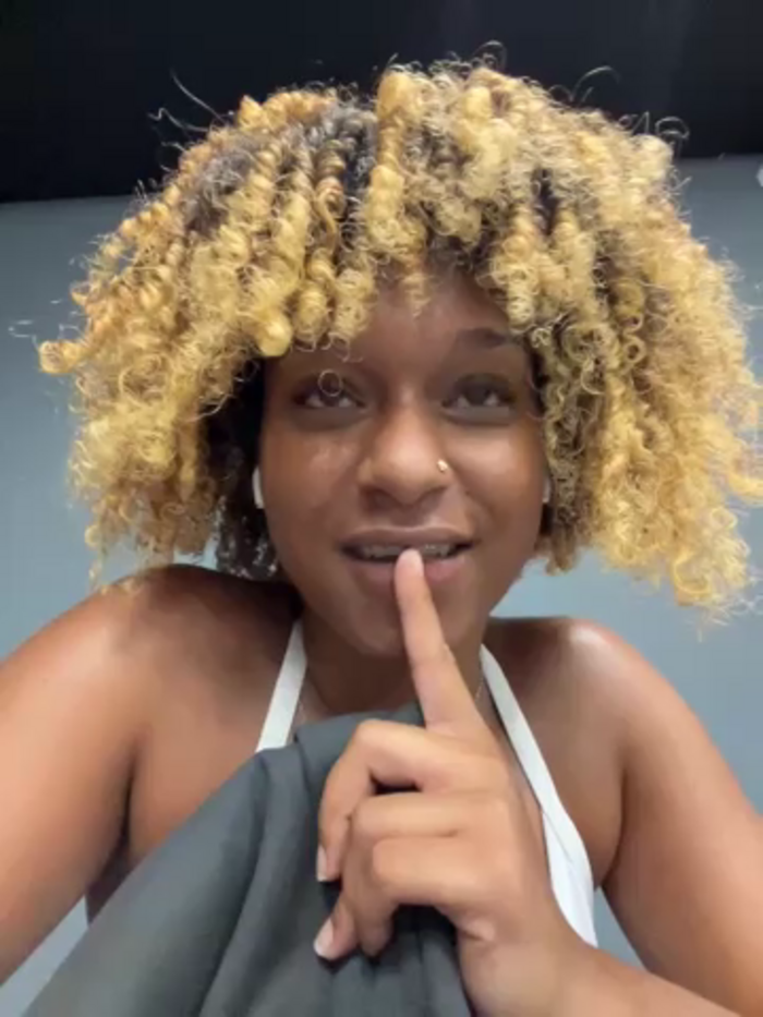 Sexy_curly02