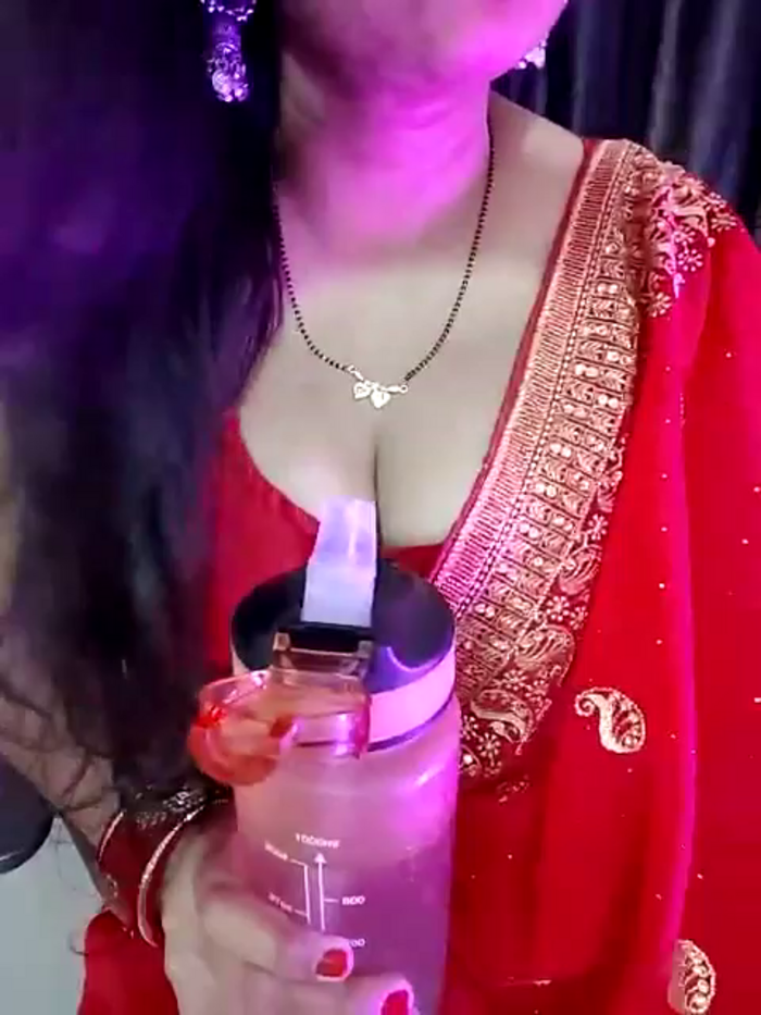 kaamuk_shweta