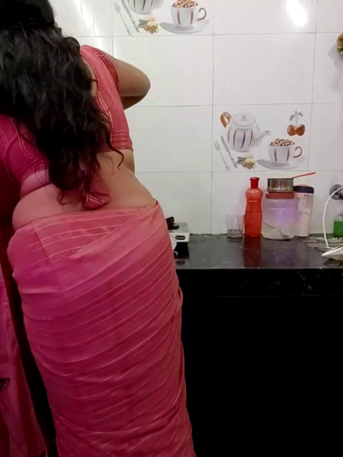 kaamuk_shweta