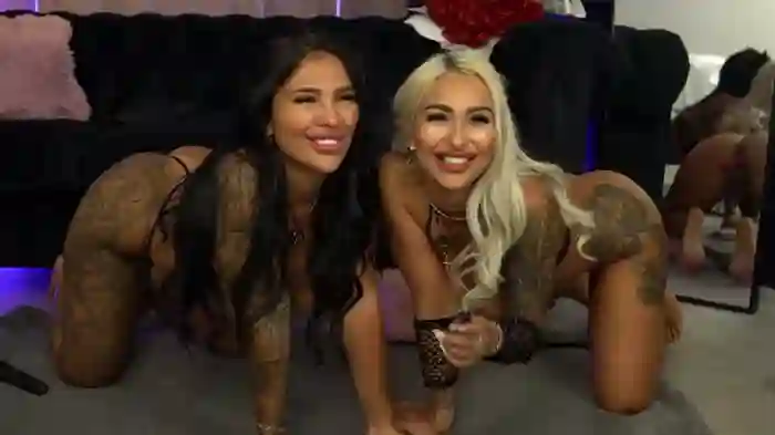 2025/08/09/stripchat-goldenamber-08-02-52