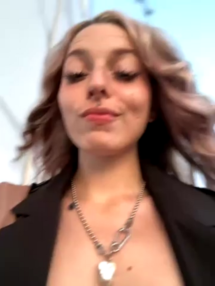 LoraaDoll
