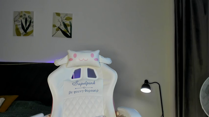 elliediaz