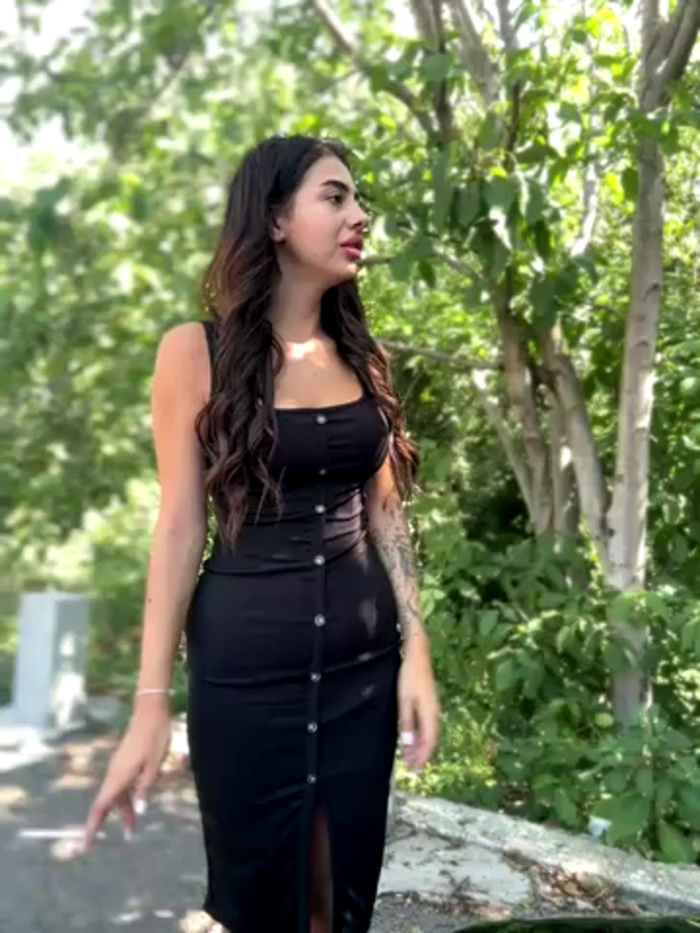 LaraVegas_