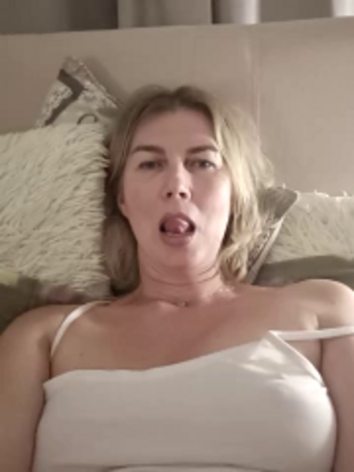 stellahere8