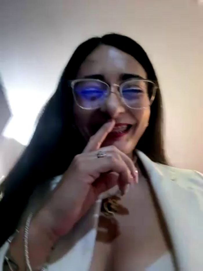 Bella_Office-Naughty1