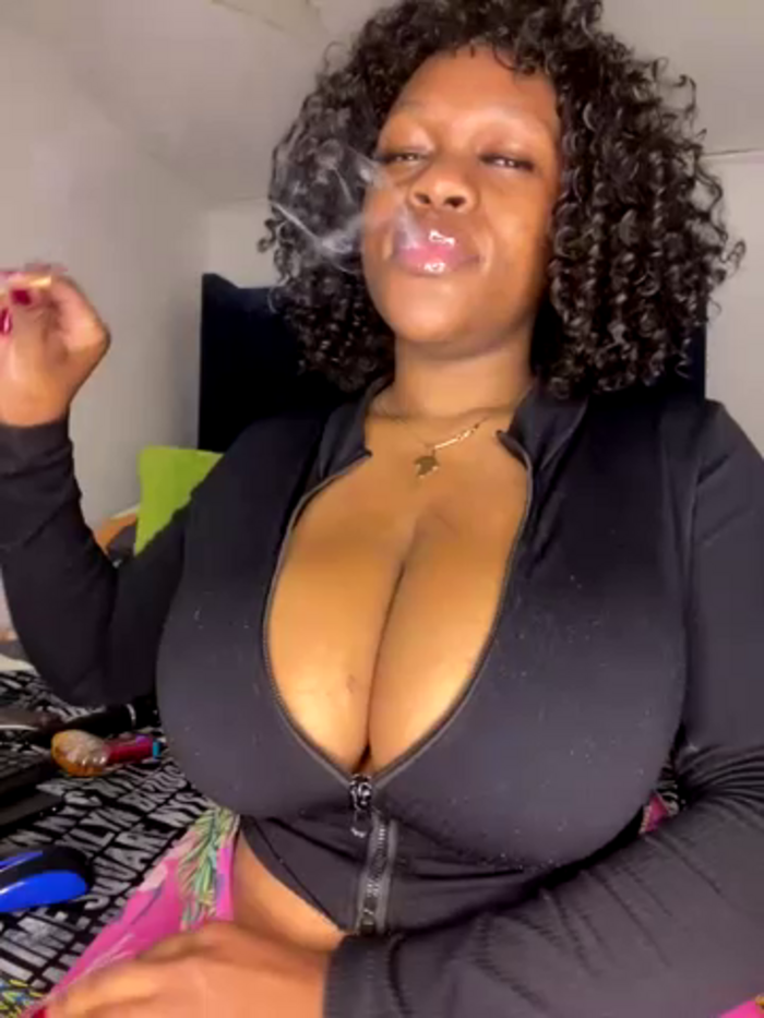 Boneca25