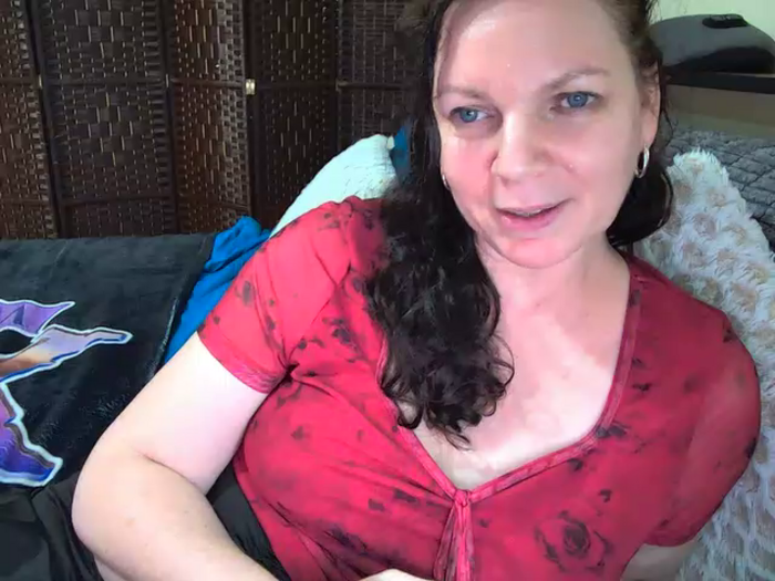 PlayfulcurvyyMilf
