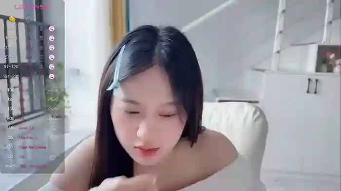 2025/08/11/stripchat-cassie-20-00-02-11