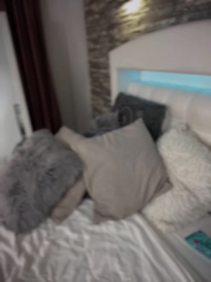 Ella_Charm