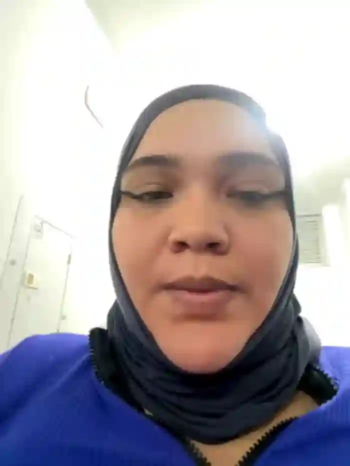 2025/08/12/stripchat-sweetmuslim01-02-11-18