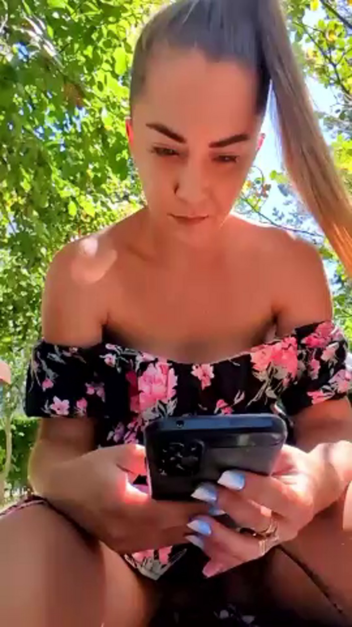 Risky_girl23