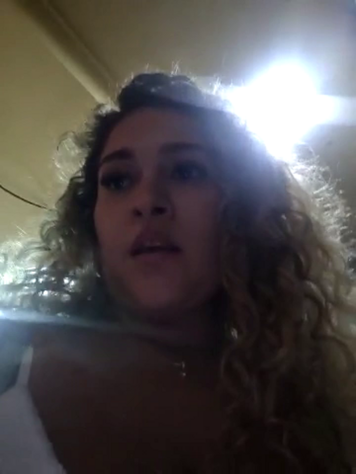 Sara_smiiith211