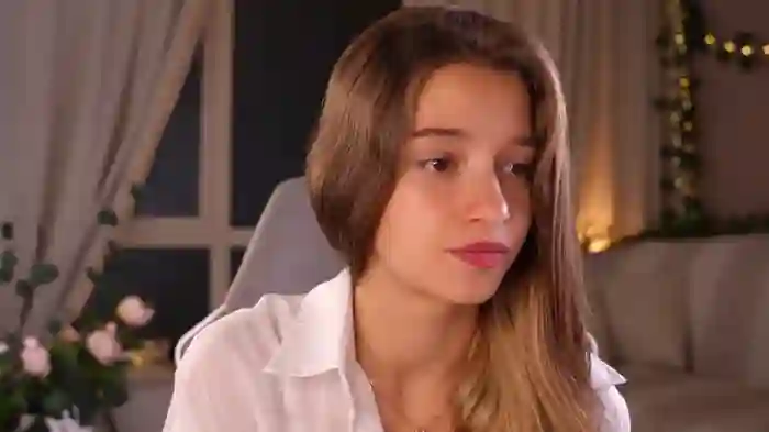 2025/08/12/stripchat-udelahathorne-20-51-27