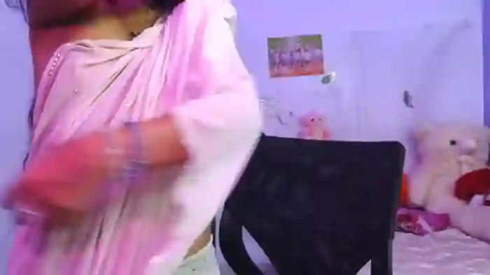 2025/08/12/stripchat-vaarsha-21-40-33