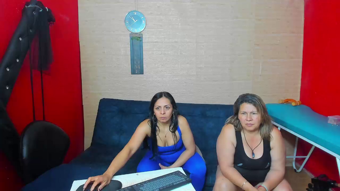 lesbiancuple