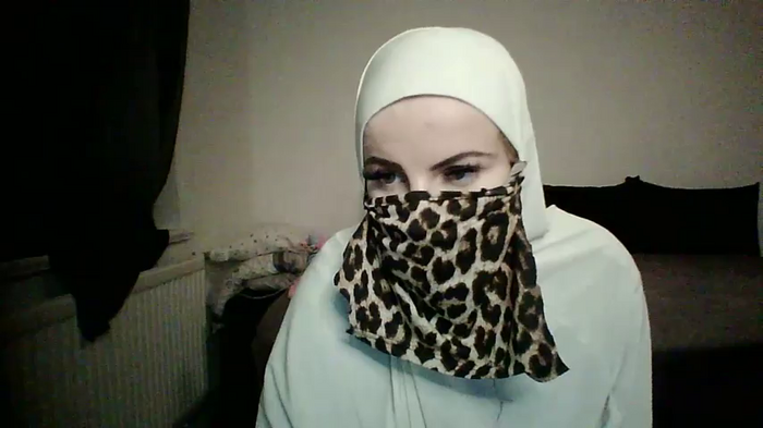 sophie-Hijab11