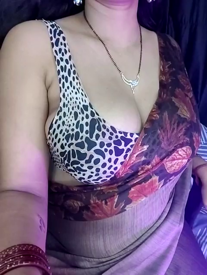 kaamuk_shweta