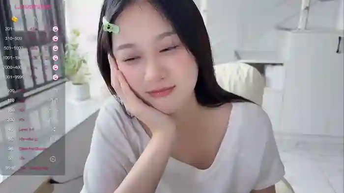 2025/08/14/stripchat-cassie-20-07-30-58