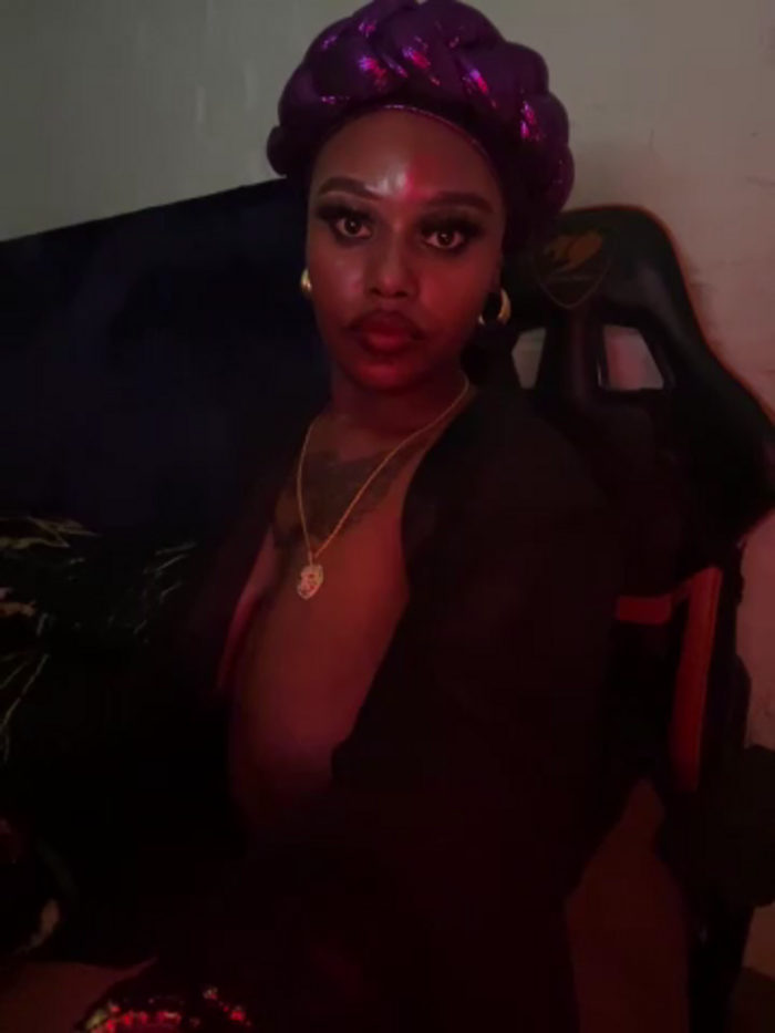 EXOTIC_BEAUTY25_X