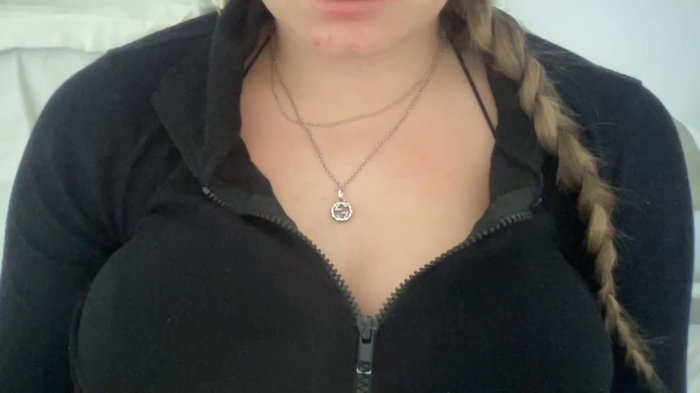 KaraLeee