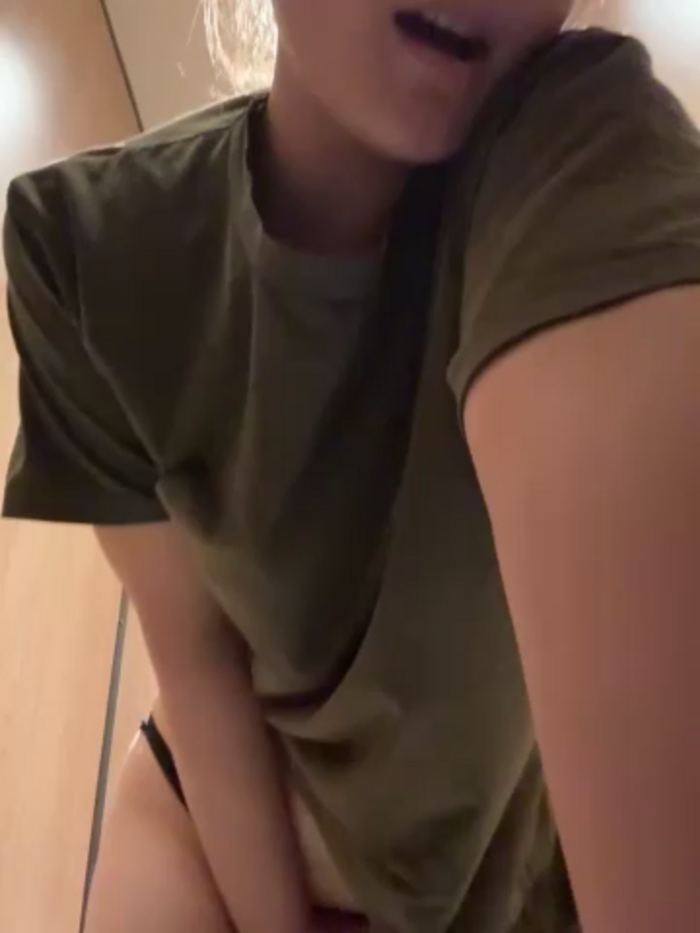 KissMeEva