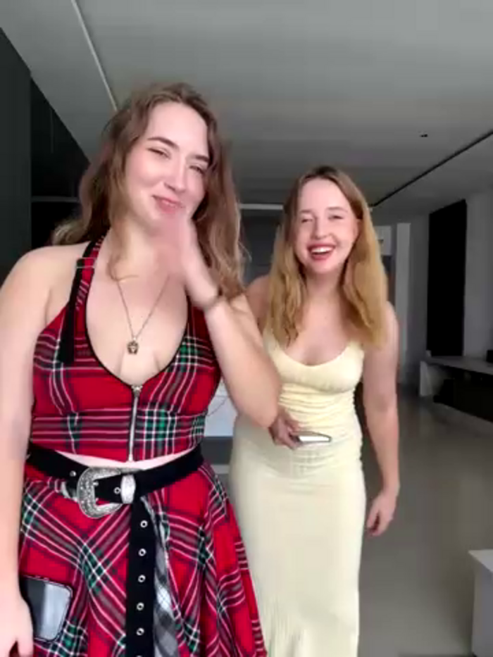 Nura_n_Sarah