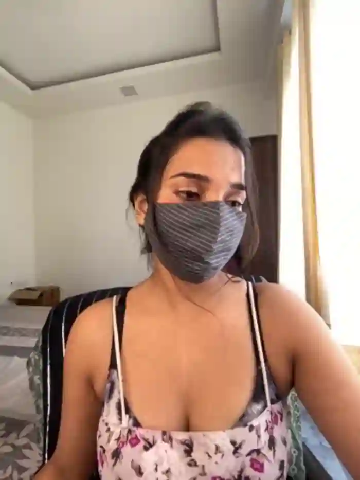 2025/08/15/stripchat-miss_lina-07-38-58