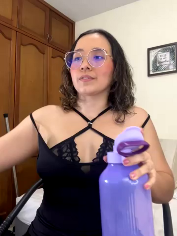 Kay_LustyWife