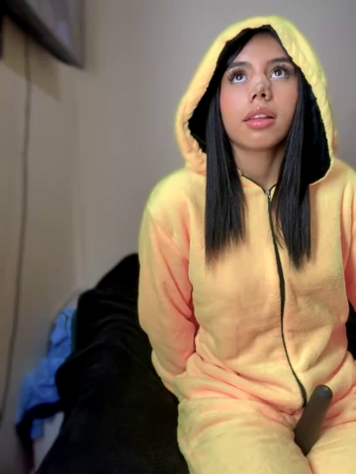 Laura-Khalifa
