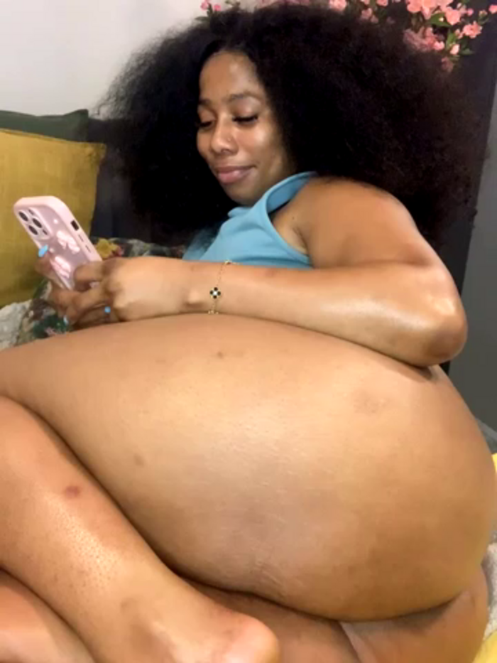 CurvyDesire1