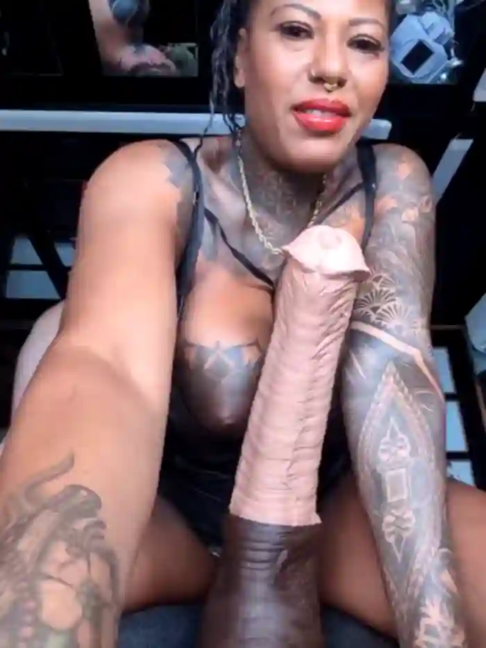2025/08/17/stripchat-darkdea-14-34-27