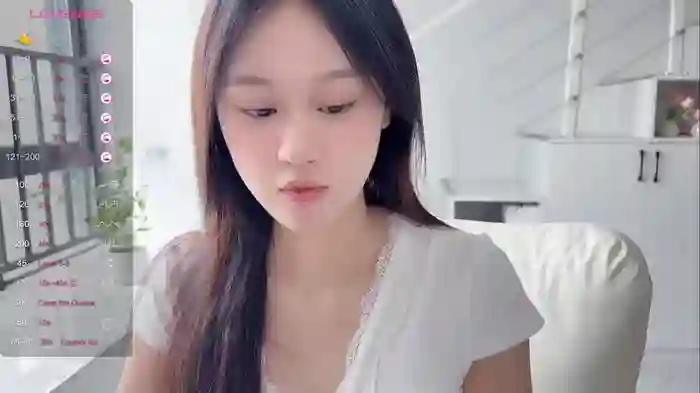 2025/08/17/stripchat-cassie-20-02-43-36