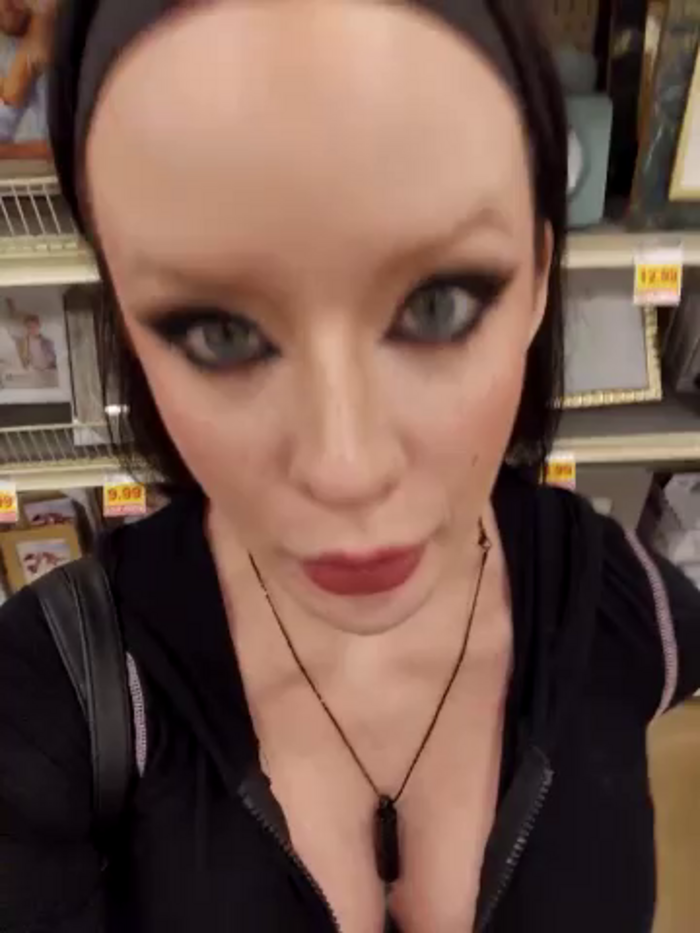 EVILYN