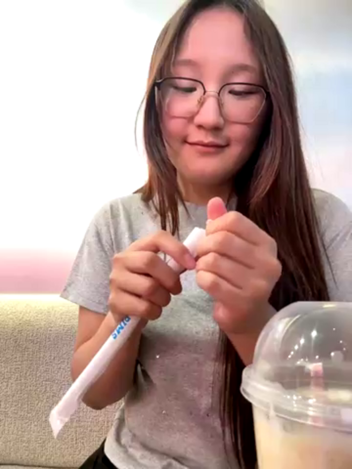 KissMeEva