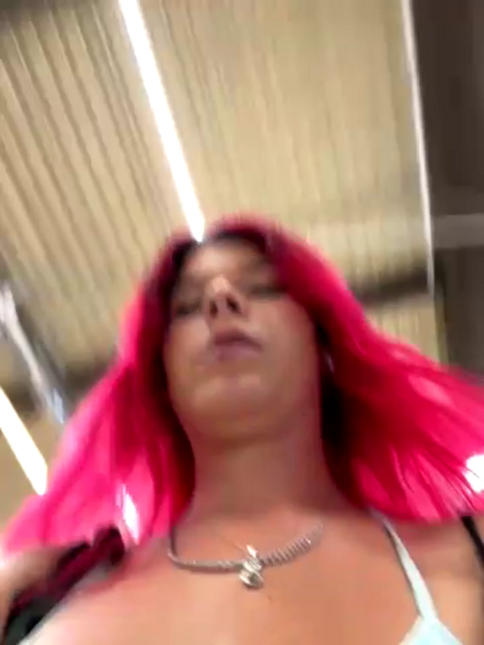 RiriRoseey