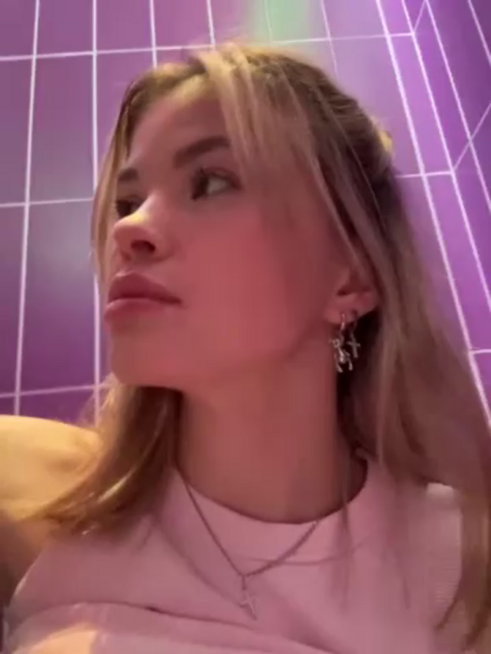 SMELLSEX