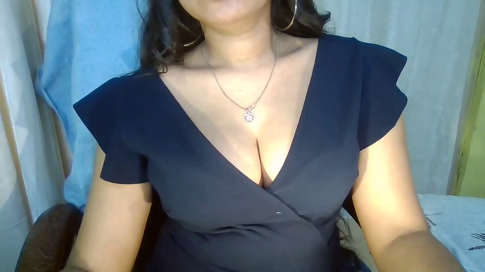Yashika_Love1