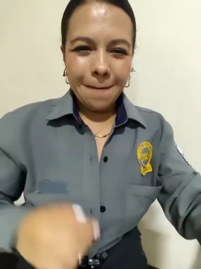 Ariana-07