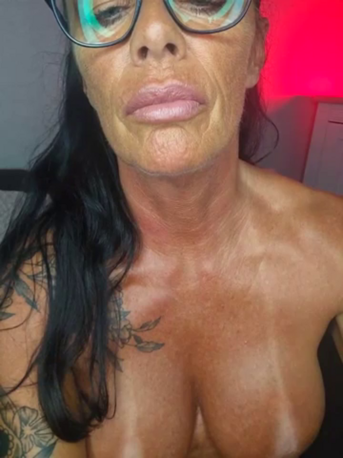 Misses-Cougar
