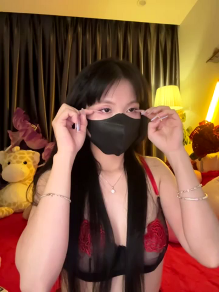 --102KymMiiss--