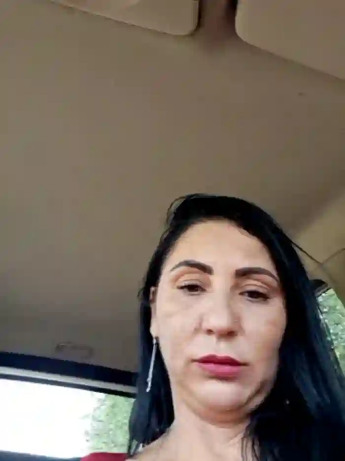 2025/08/18/stripchat-charrlote_love-11-07-00