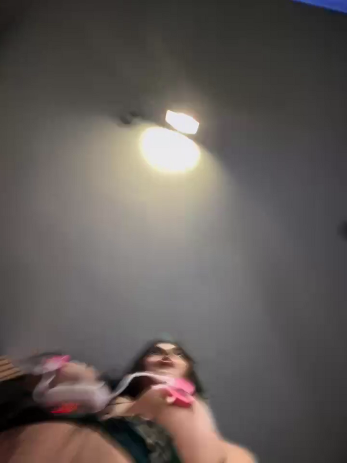 Alexandra_duque