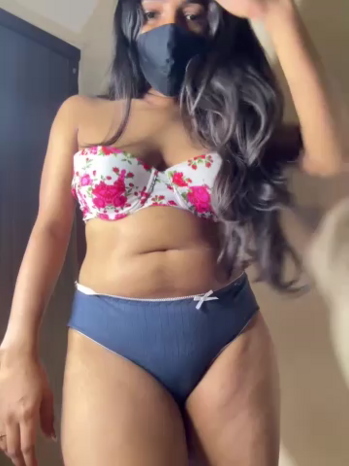 Cute-Sakhi