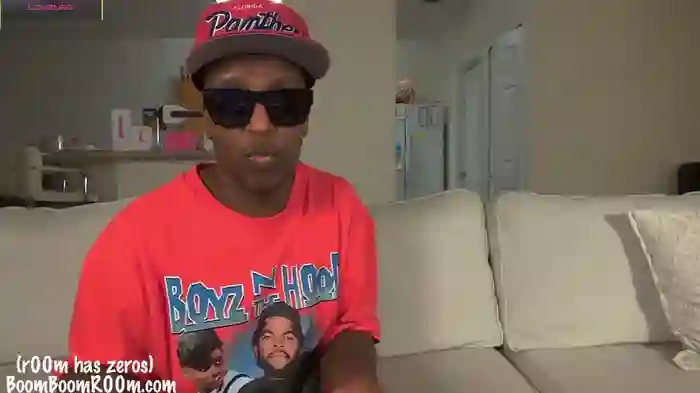 2025/08/19/stripchat-boomboomr00m-23-17-58