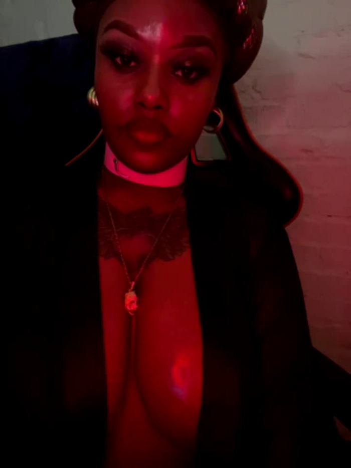 EXOTIC_BEAUTY25_X