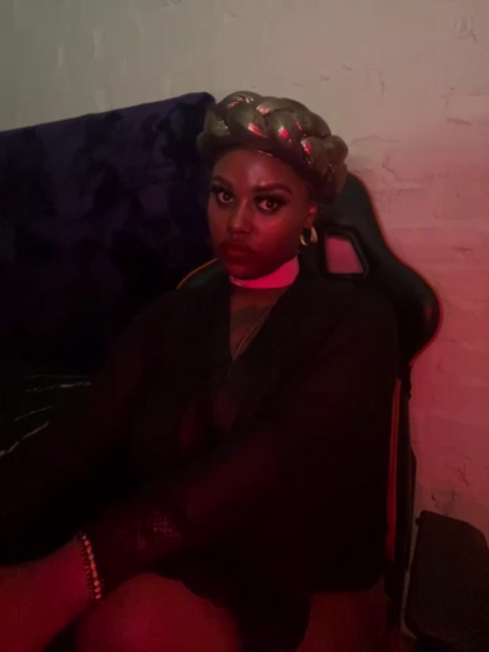 EXOTIC_BEAUTY25_X